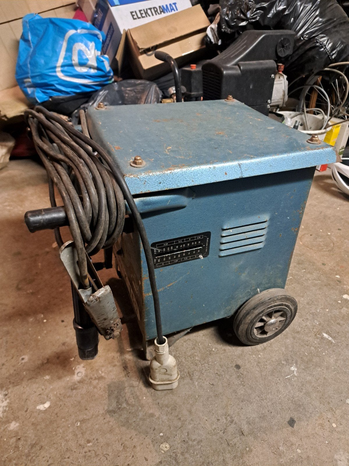 Lasapparaat onverwoestbare Narvik 160 (220V / 380V), Ophalen, Gebruikt, Elektroden