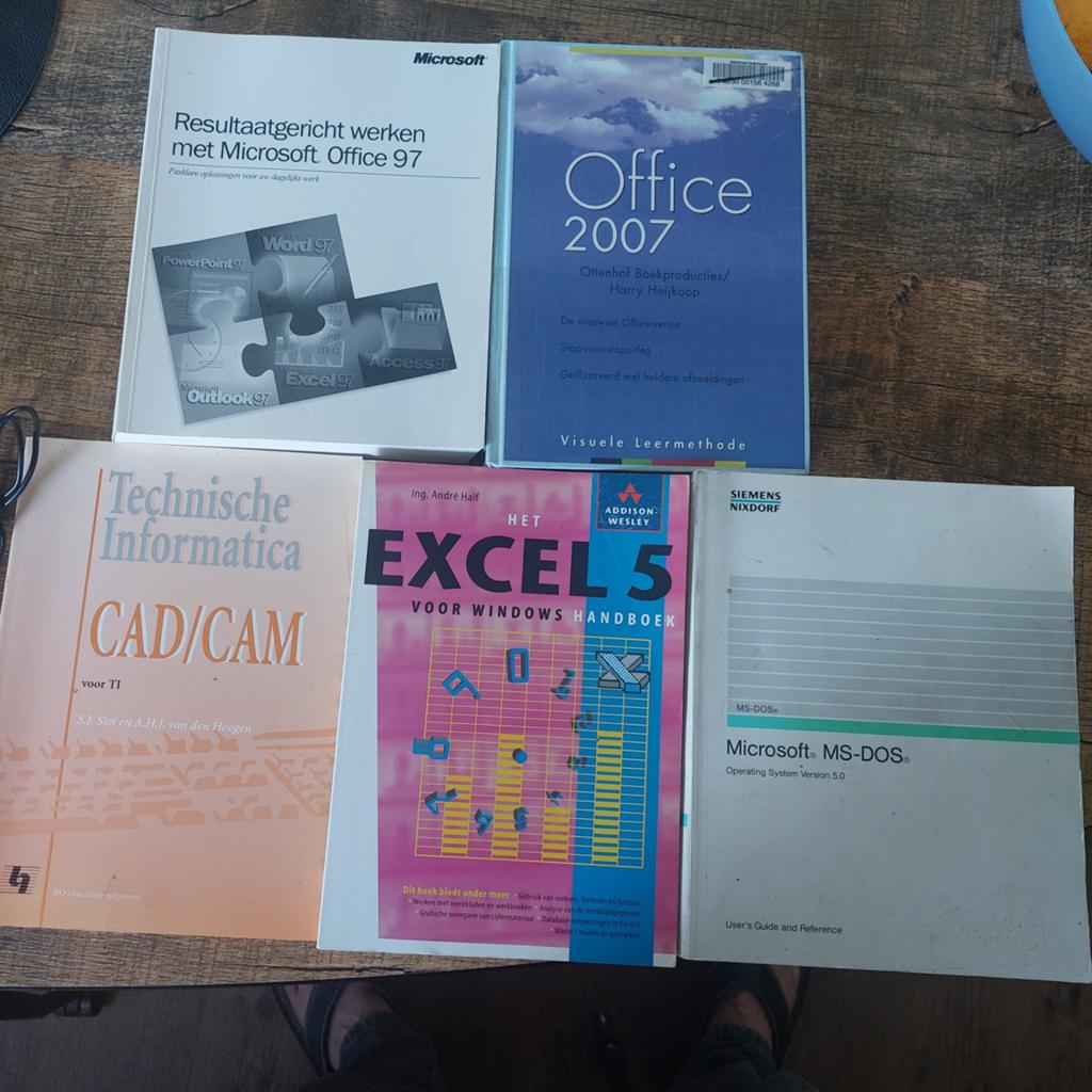 IT Boeken Collectie: Office, Excel, MS-DOS & CAD/CAM, Ophalen of Verzenden, Gelezen, Besturingssystemen, Diverse auteurs