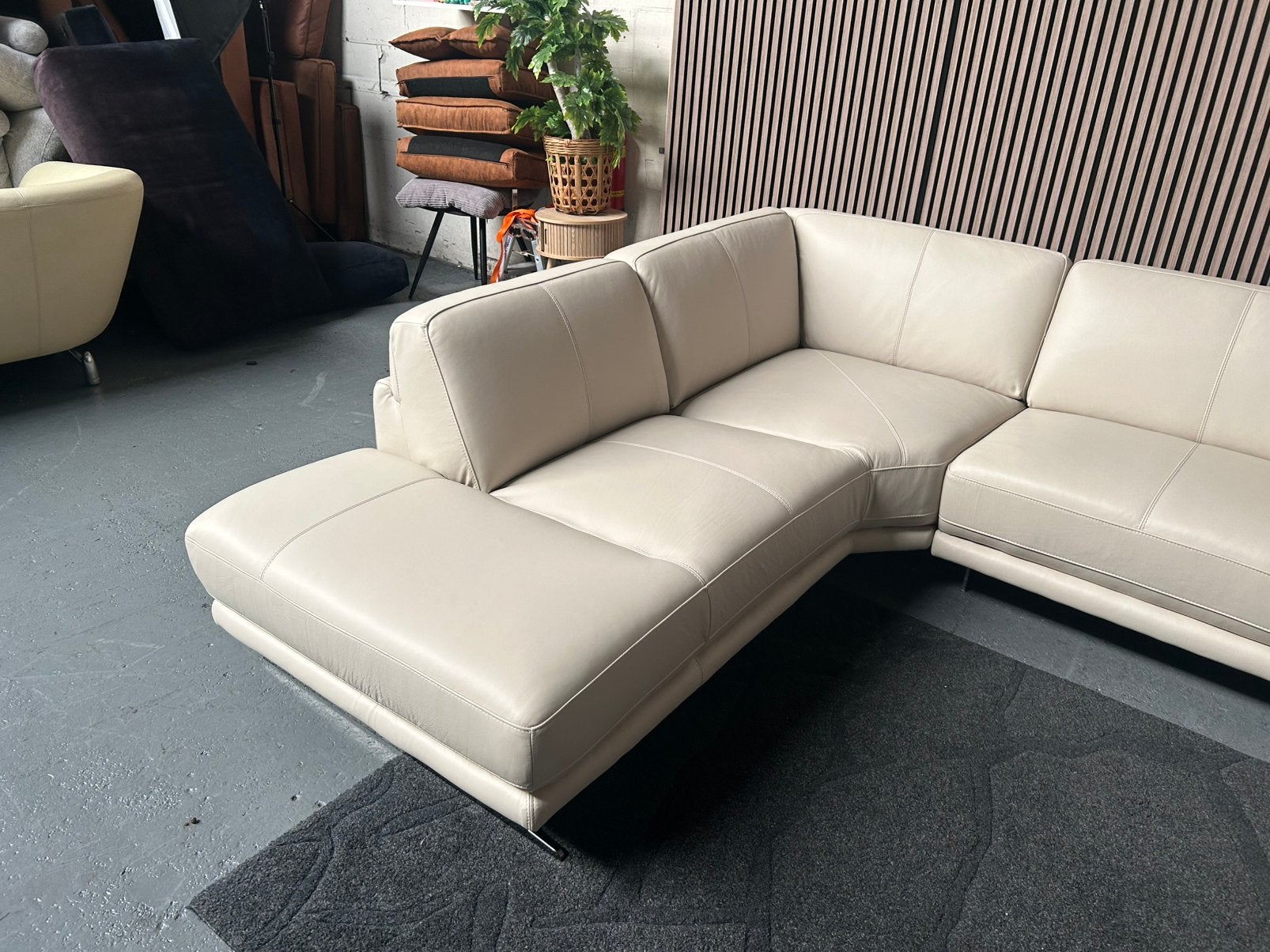 GRATIS LEVERING Hoekbank Lederland Alicia BV 312X226 NIEUW, Ivory Lederland alicia, Hoekbank, Leer, Ophalen of Verzenden