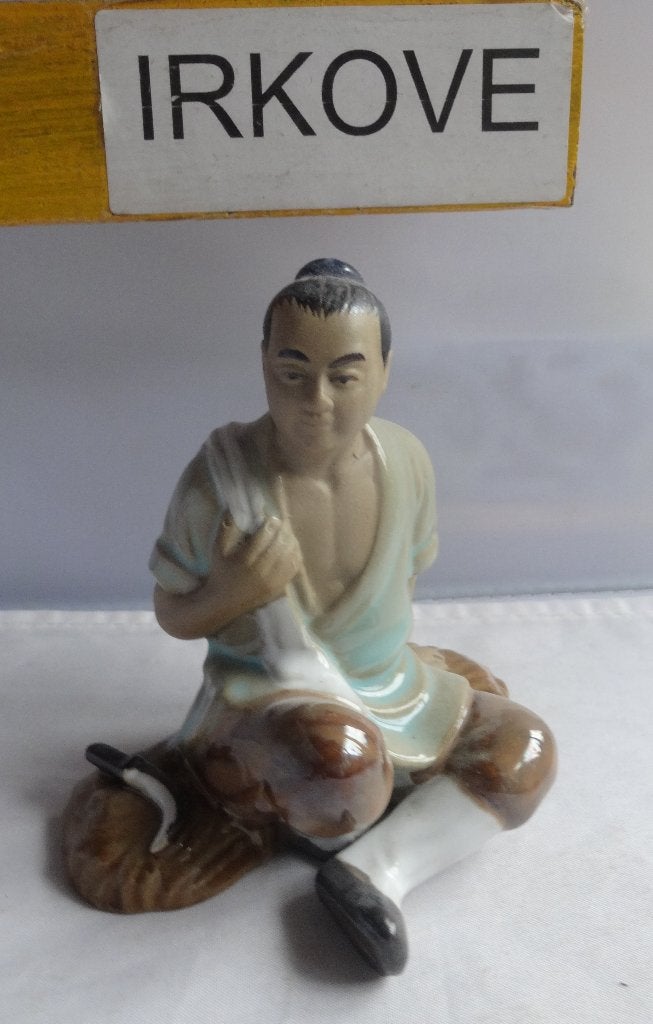 MUDMAN SHIWAN BEELDJE ZITTENDE MAN * Chinees *, Minder dan 20 cm, Geglazuurd, Verzenden, Steen of Keramiek