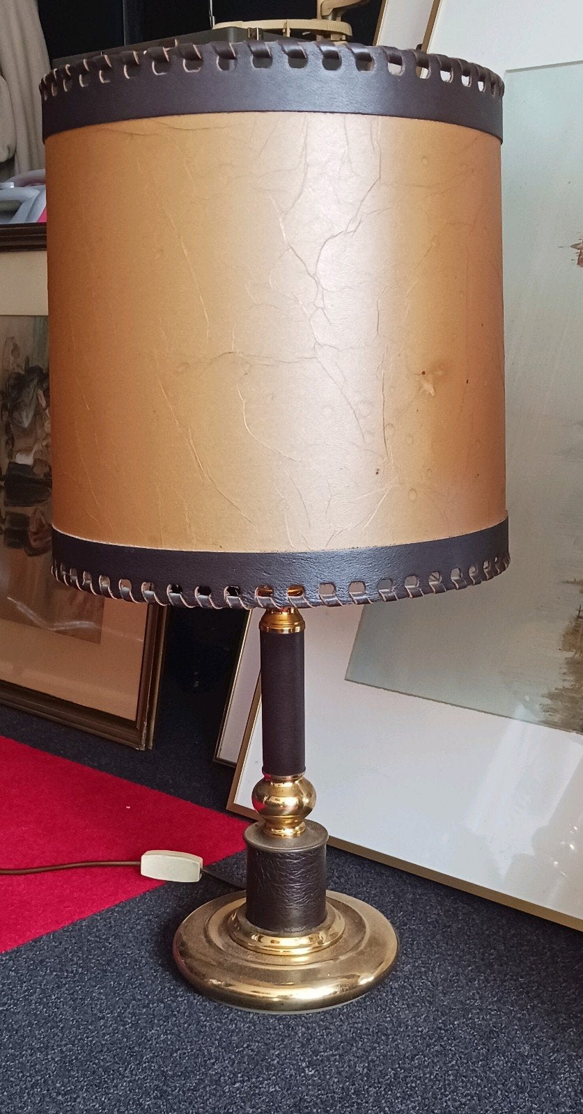 Vintage Tafellamp met Gouden Voet en Bruine Kap, Metaal, Gebruikt, Ophalen of Verzenden, Bruin