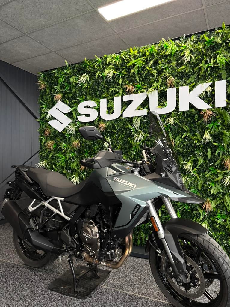Suzuki V Strom 800 - BJ 2024 - Nieuwstaat, Particulier, Toermotor