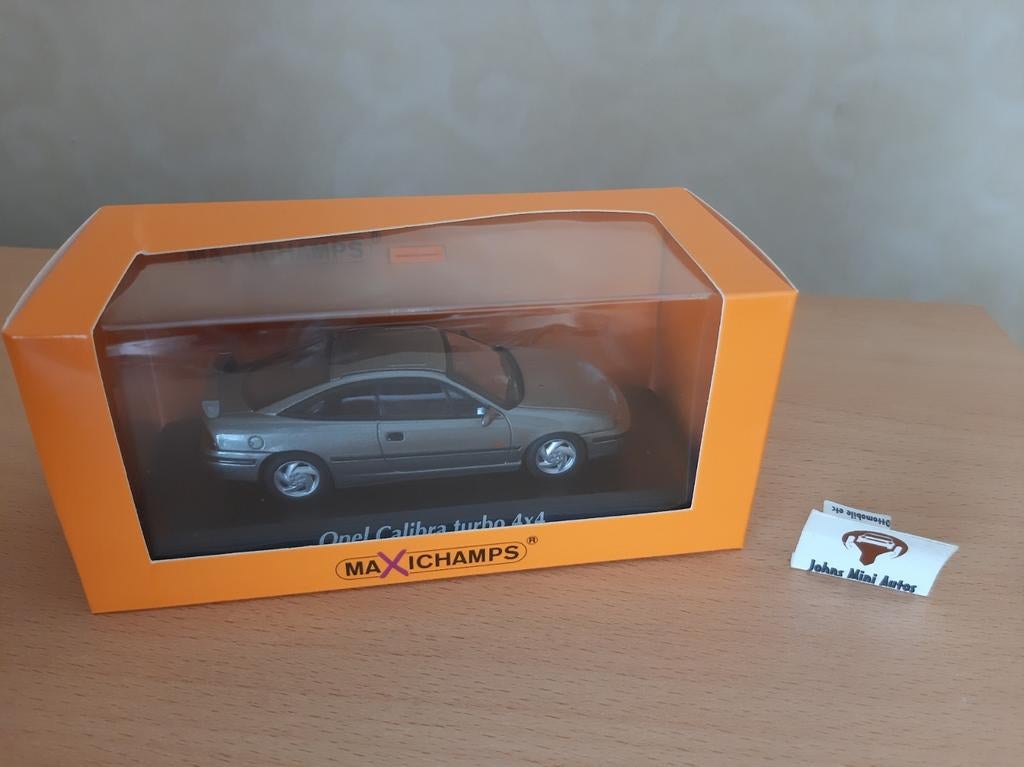 Opel Calibra Turbo 4x4 1992 Grijs Metallic - Maxichamps 1:43, Overige merken, Auto, Nieuw, Ophalen of Verzenden