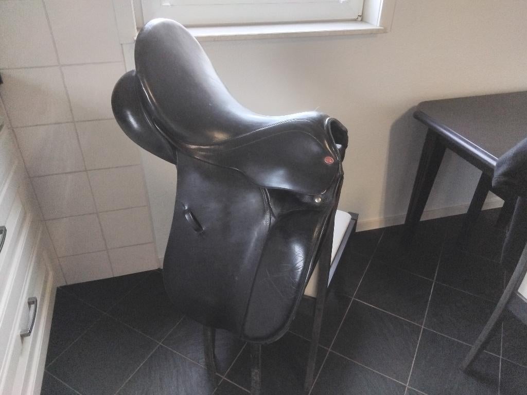 dressuurzadel Lemetex, Dieren en Toebehoren, Paarden en Pony's | Overige Paardenspullen, Ophalen, Gebruikt, Dressuur