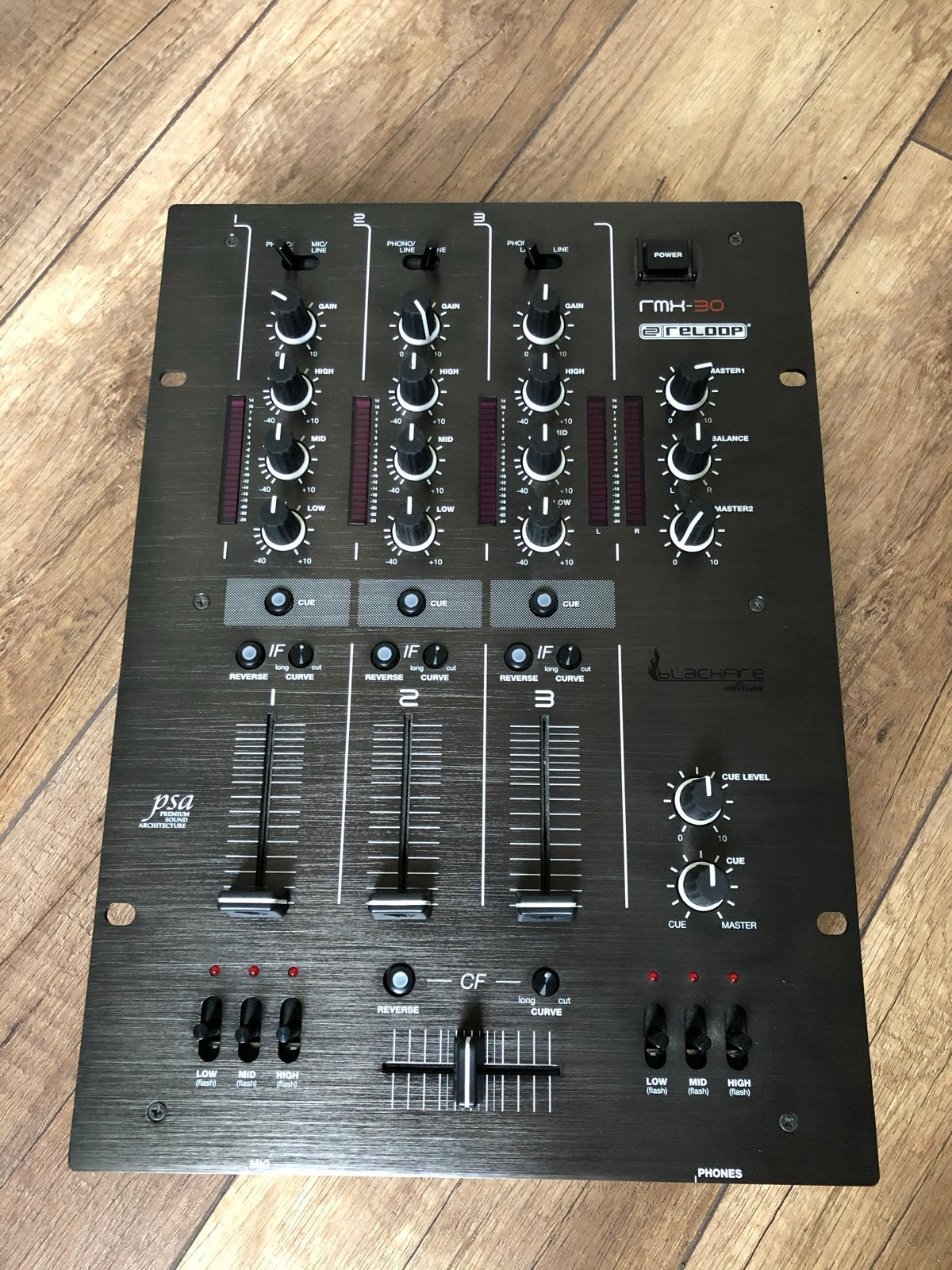 Reloop RMX-30 DJ Mixer - Zo goed als nieuw, Muziek en Instrumenten, Mengpanelen, Ophalen, Zo goed als nieuw, Minder dan 5 kanalen