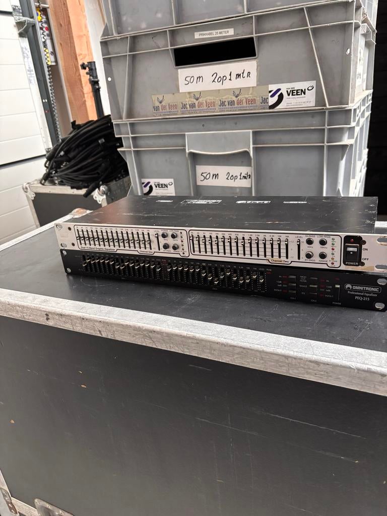 2x Omnitronic PEQ-230 Grafische Equalizer, Muziek en Instrumenten, Ophalen, Gebruikt, Equalizer
