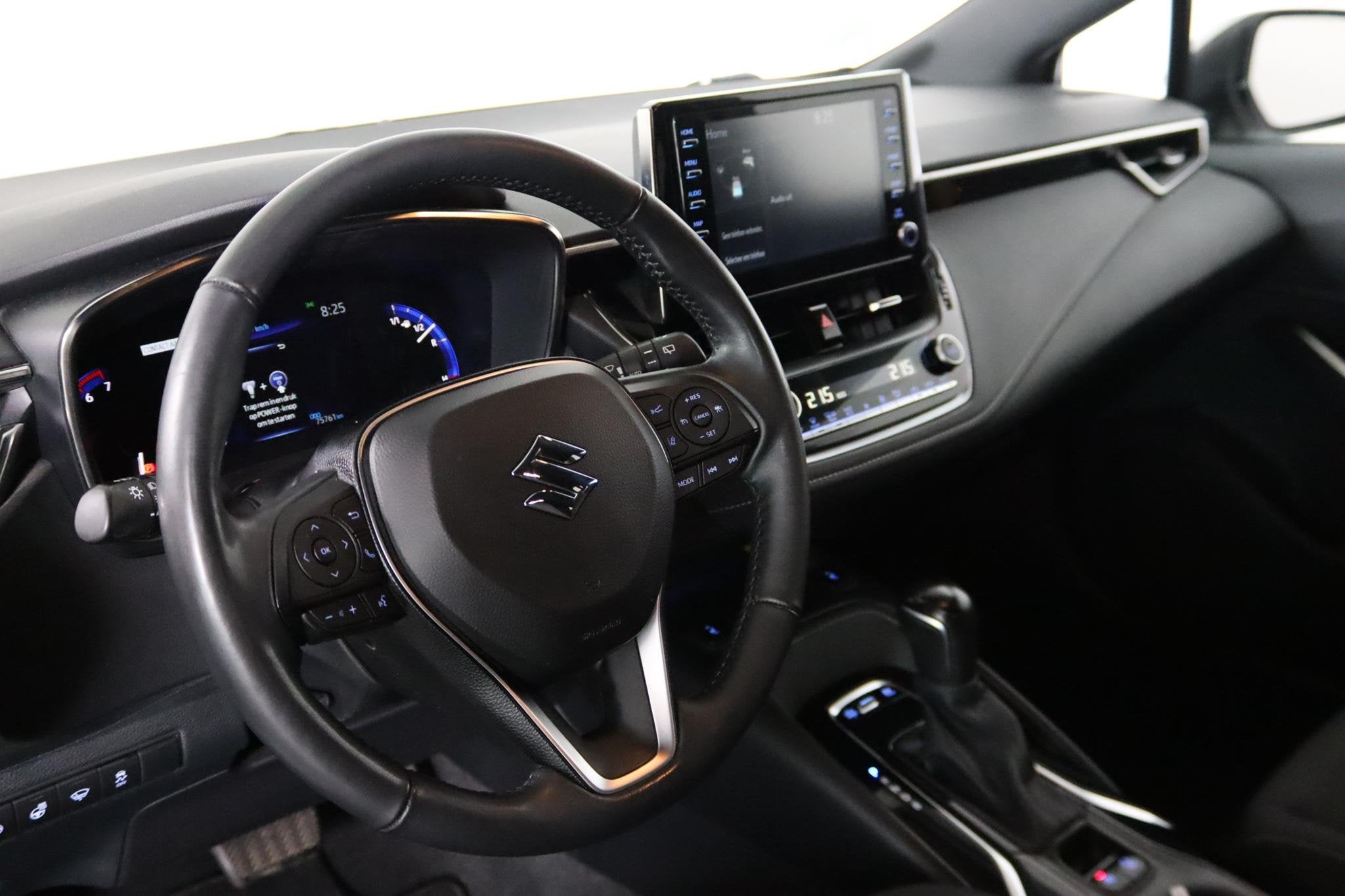 Suzuki Swace 1.8 Hybrid Style Park Assist, Stuurwielverwarmi, Auto's, Gebruikt, 4 cilinders, Wit, Hybride Elektrisch/Benzine