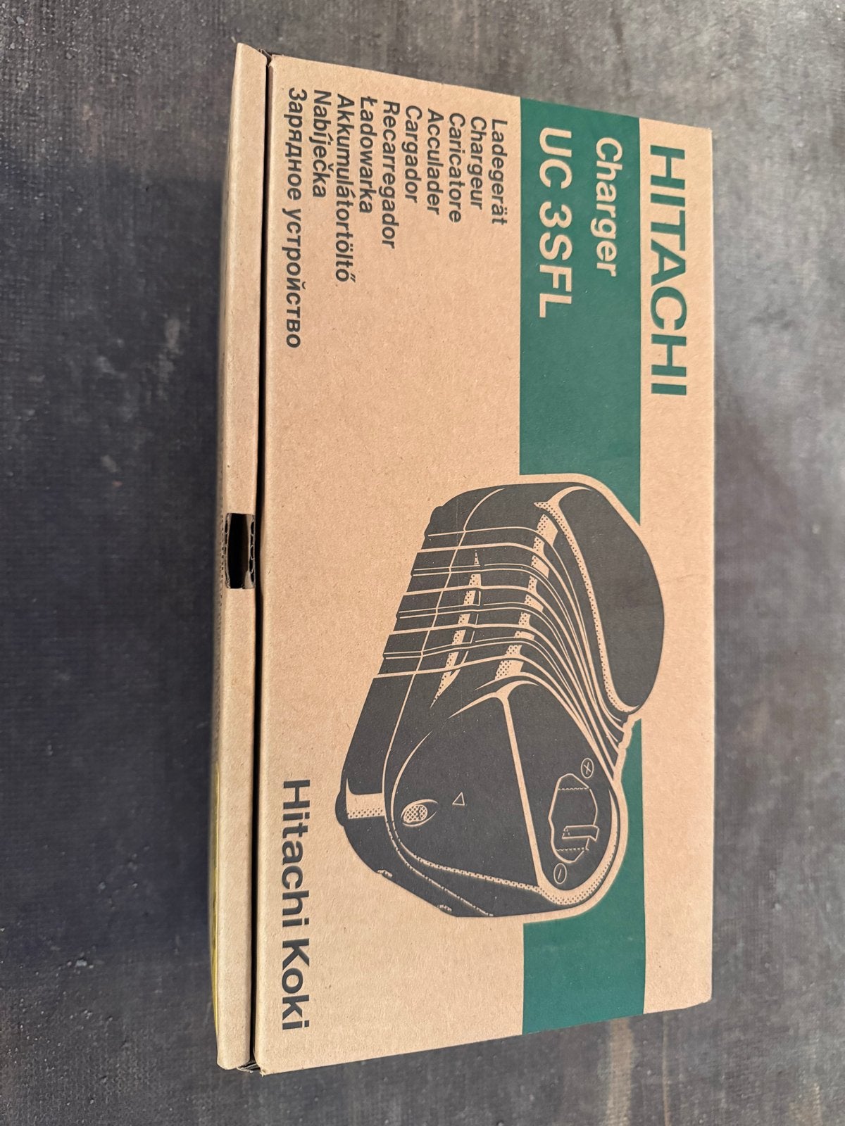 Hitachi Hikoki Acculader 230V voor 3,6V accu's, Ophalen of Verzenden, Nieuw