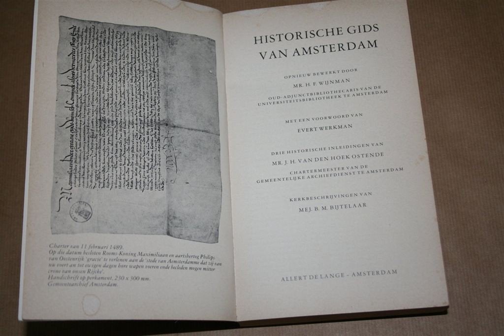 Historische gids van Amsterdam — 2 delen in 1 band, Verzenden, Gelezen