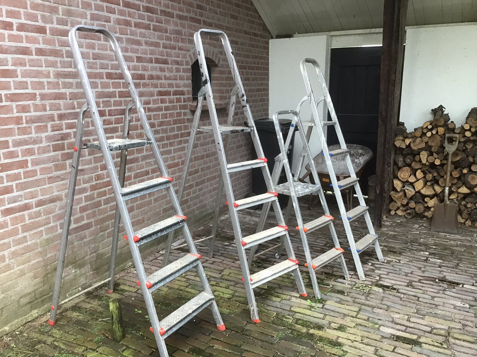 Trappen, Ophalen of Verzenden, Zo goed als nieuw, Minder dan 2 meter