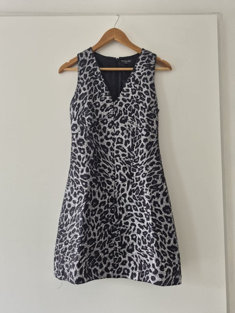 Jurk Spotlight by Warehouse maat 36 dames - zilver / leopard, Ophalen of Verzenden, Zo goed als nieuw, Boven de knie, Zilver