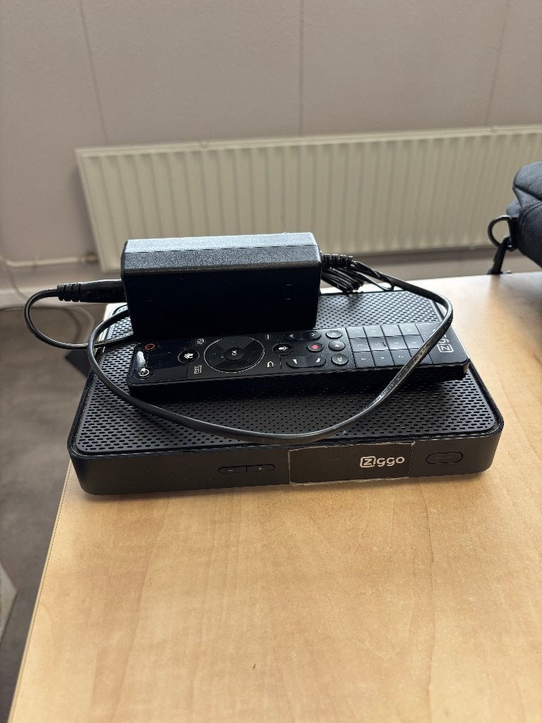 Ziggo tv box decoder, Ophalen of Verzenden, Gebruikt, Decoder