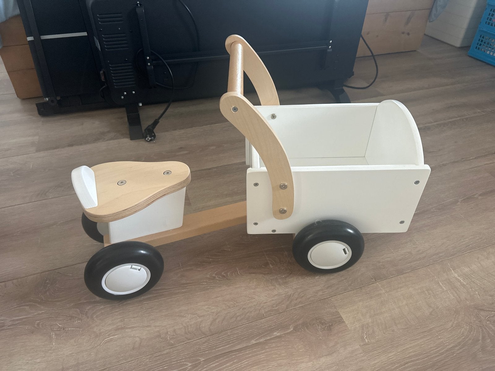 Bandits and Angels Loopfiets met Bakje, Ophalen, Zo goed als nieuw, Loopfiets