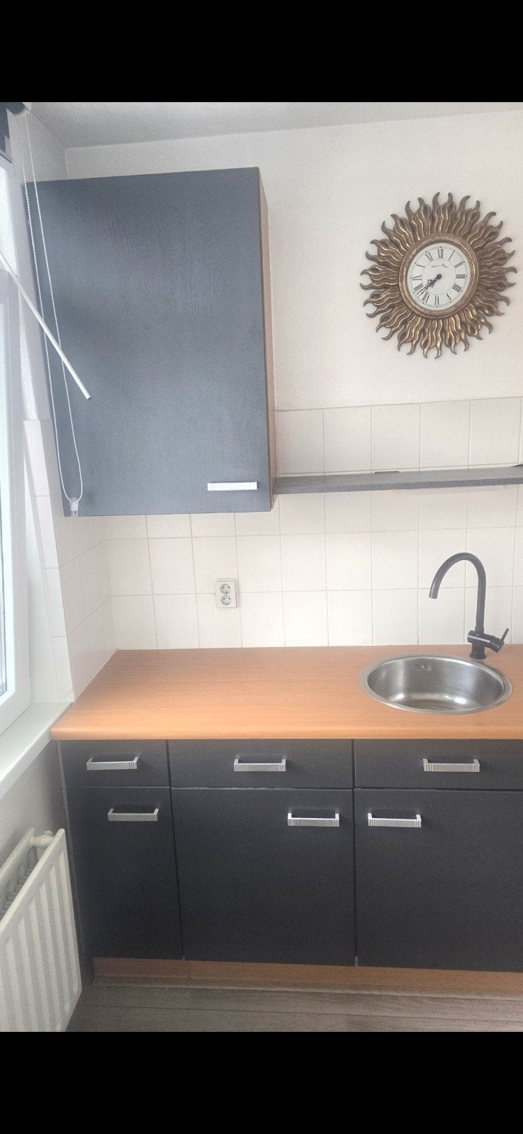Moderne hoekkeuken met gasfornuis en spoelbak, Huis en Inrichting, Keuken | Complete keukens, Ophalen, Gebruikt, Zwart, Hoekkeuken