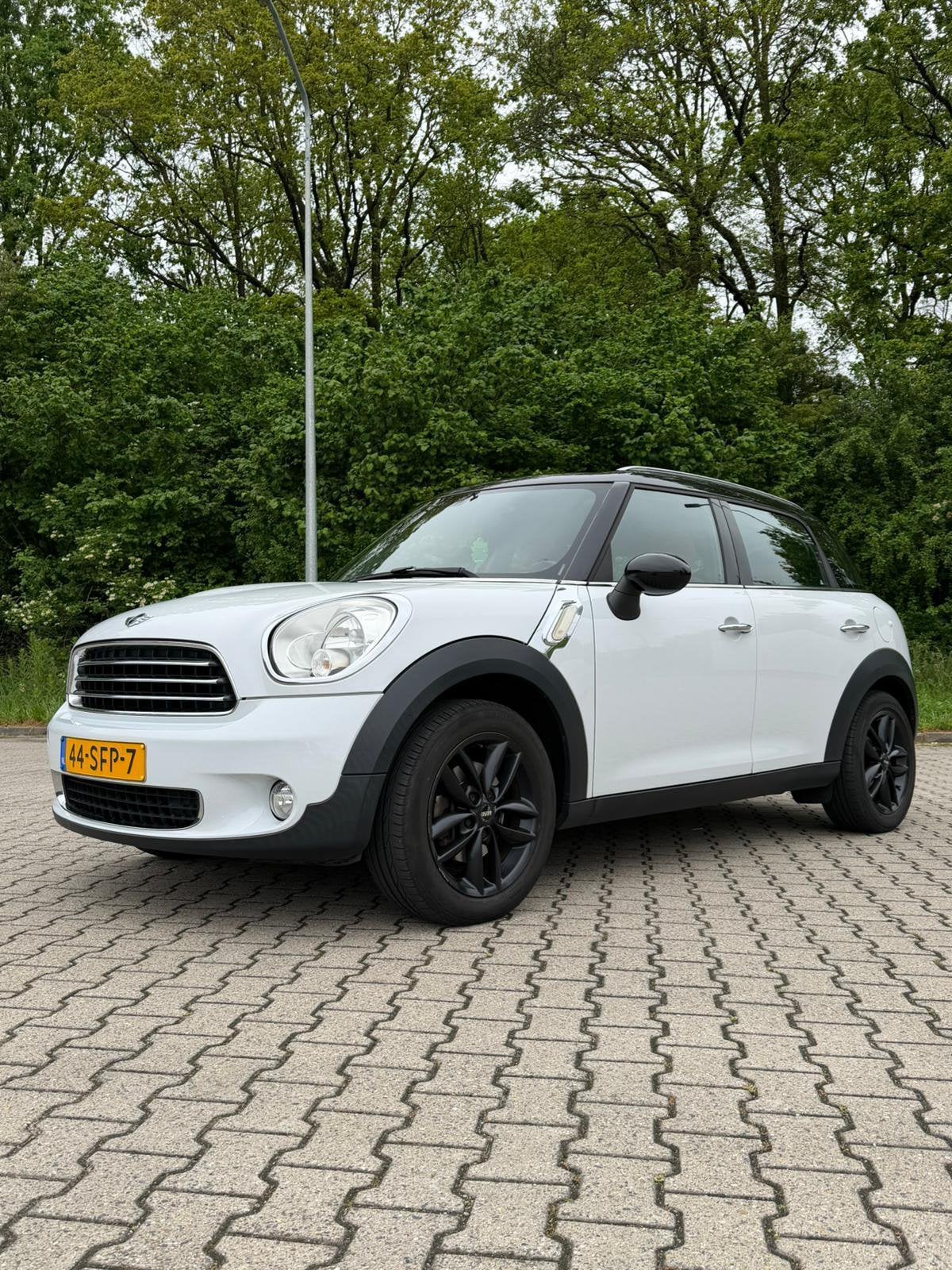 Mini Countryman 1.6 Cooper AUT 2011 Wit, Auto's, Mini, Particulier, 1000 kg, SUV of Terreinwagen, 1598 cc