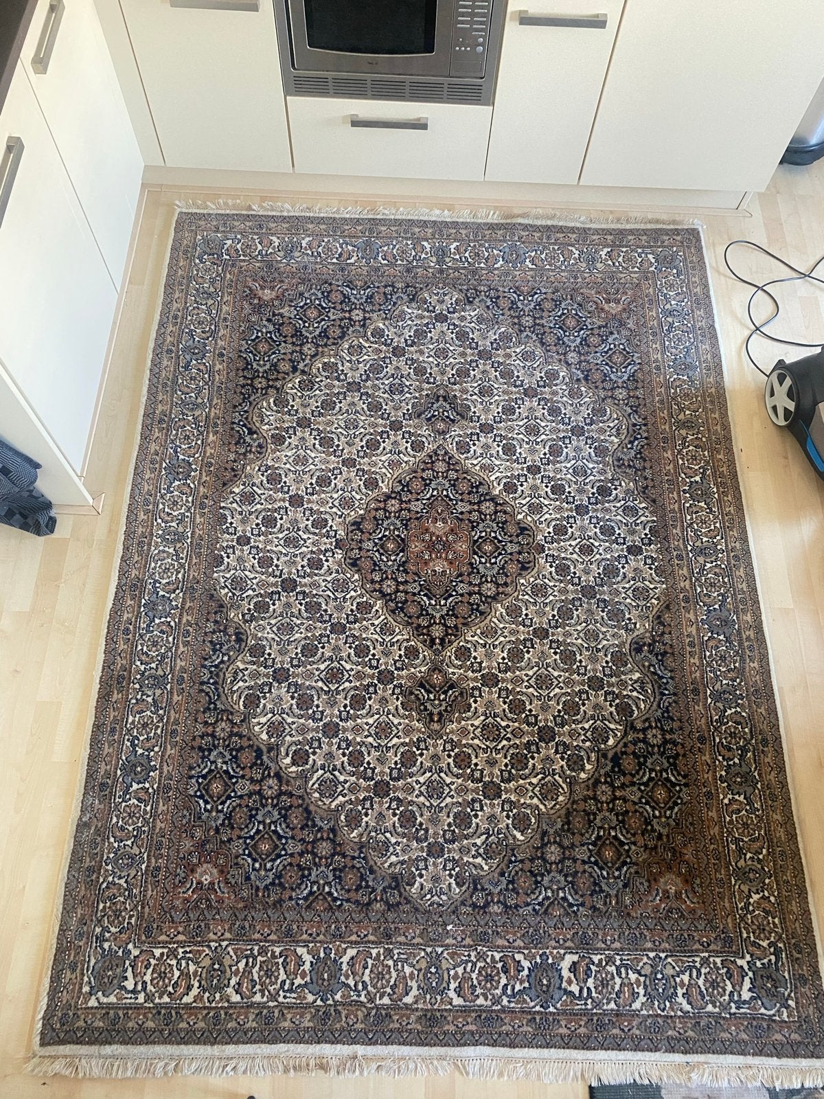 Prachtig Perzisch tapijt - Zo goed als nieuw, Ophalen, Beige, 150 tot 200 cm, 200 cm of meer