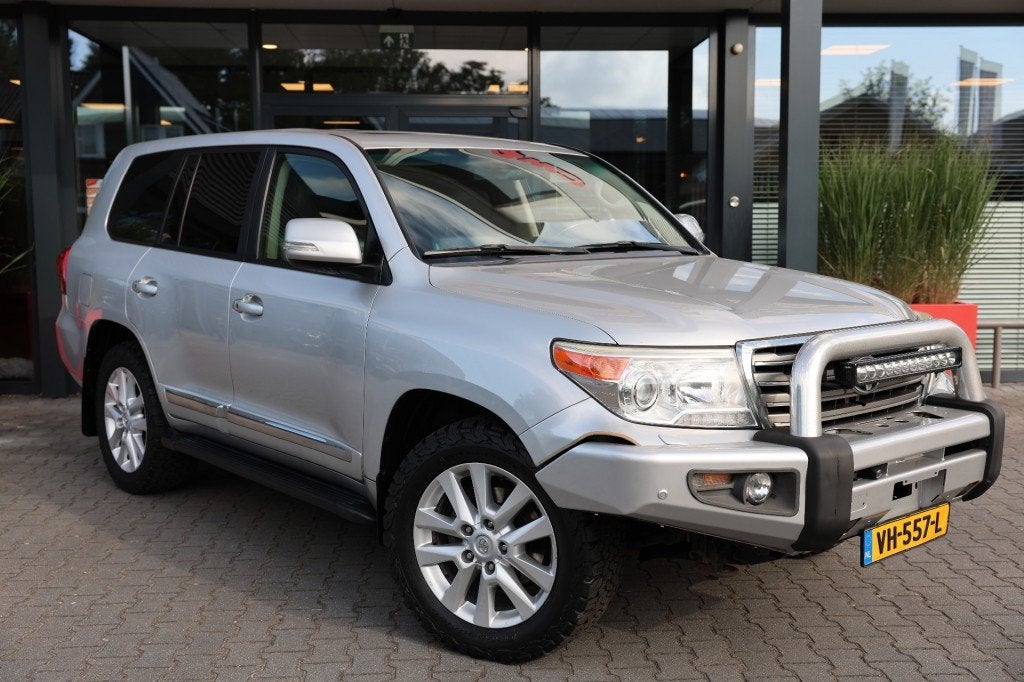 Toyota LANDCRUISER V8 4.5 D EXECUTIVE A/T VAN N1 MAG 9000 KG, Automaat, Bedrijf, Diesel, 2 stoelen