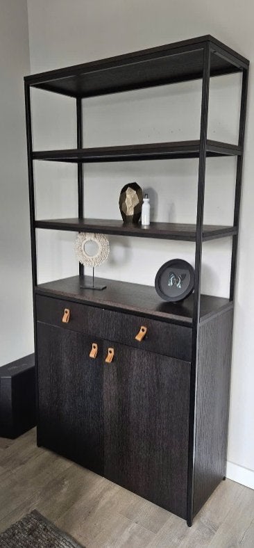 Bodilson Strong Wandkast, Ophalen, Met lade(s), Zo goed als nieuw, Minder dan 150 cm