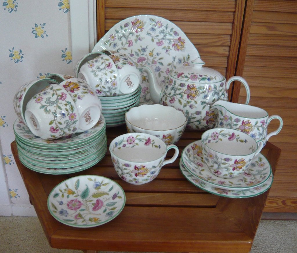 Onderdelen van Minton porcelain theeset, Ophalen of Verzenden, Zo goed als nieuw, Overige stijlen, Porselein