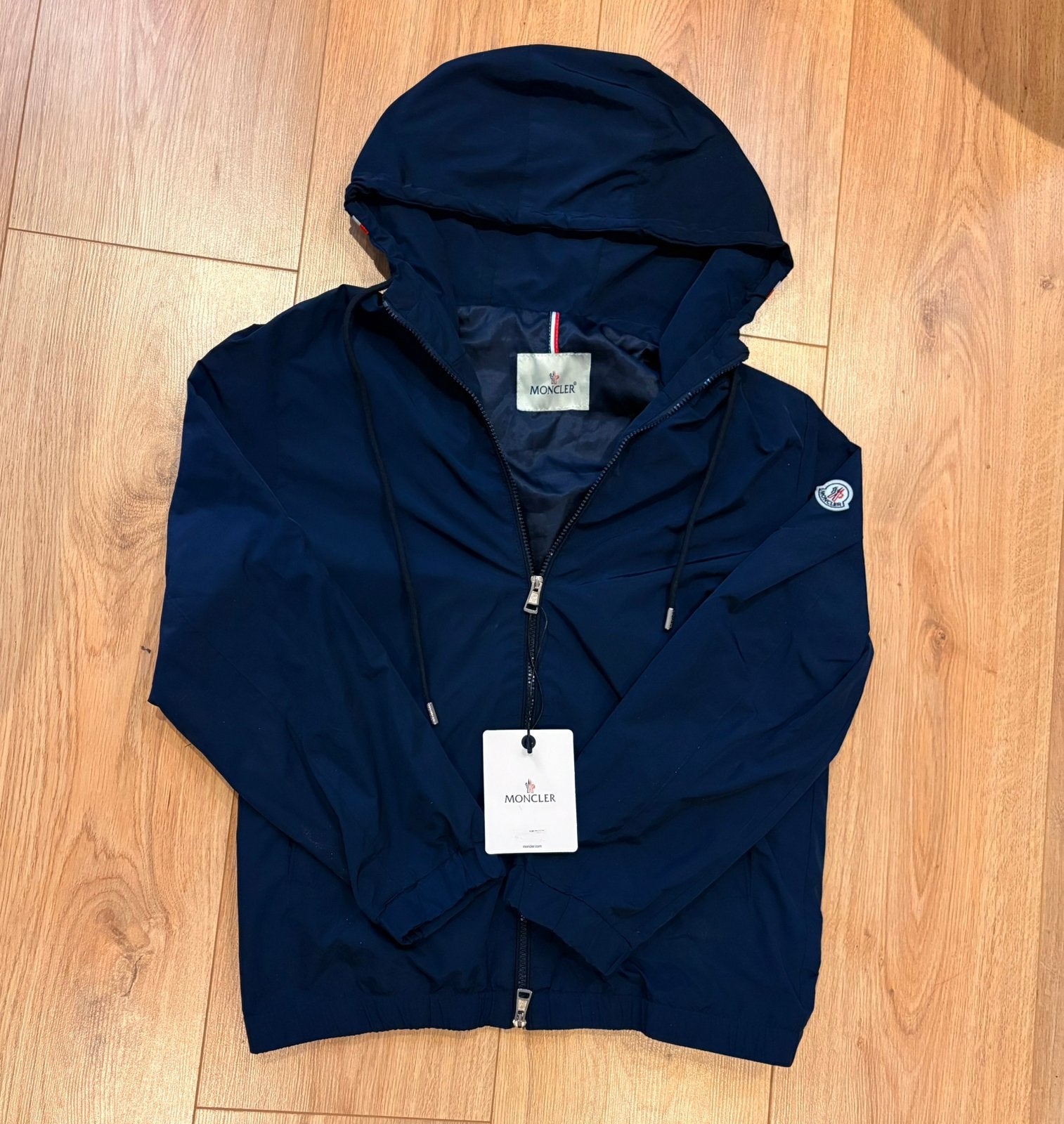 Moncler windbreaker maat s, Ophalen of Verzenden, Zo goed als nieuw, Zwart
