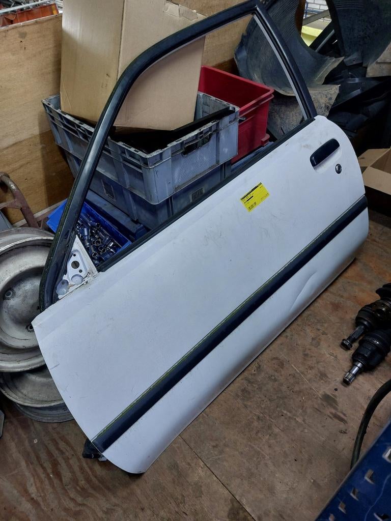 Linker portier Toyota Starlet p8,  wit 040, Auto-onderdelen, Carrosserie en Plaatwerk, Ophalen, Voor, Toyota, Deur