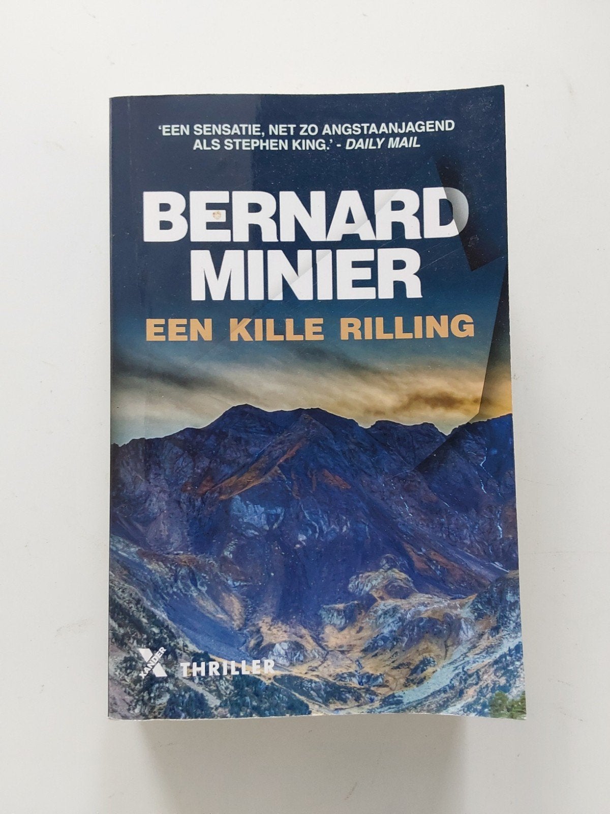 Bernard Minier : Een Kille Rilling, Boeken, Europa overig, Bernard Minier, Ophalen of Verzenden, Zo goed als nieuw