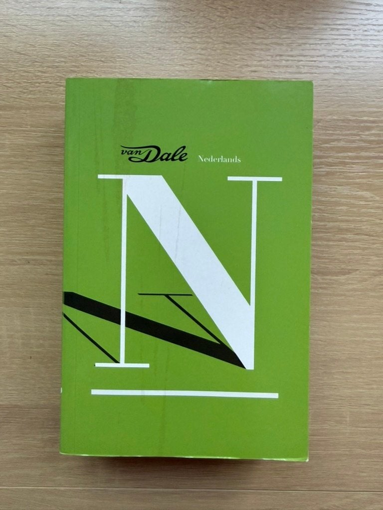 Nederlands woordenboek Van Dale, Boeken, Woordenboeken, Onbekend, Nederlands, Ophalen of Verzenden, Zo goed als nieuw