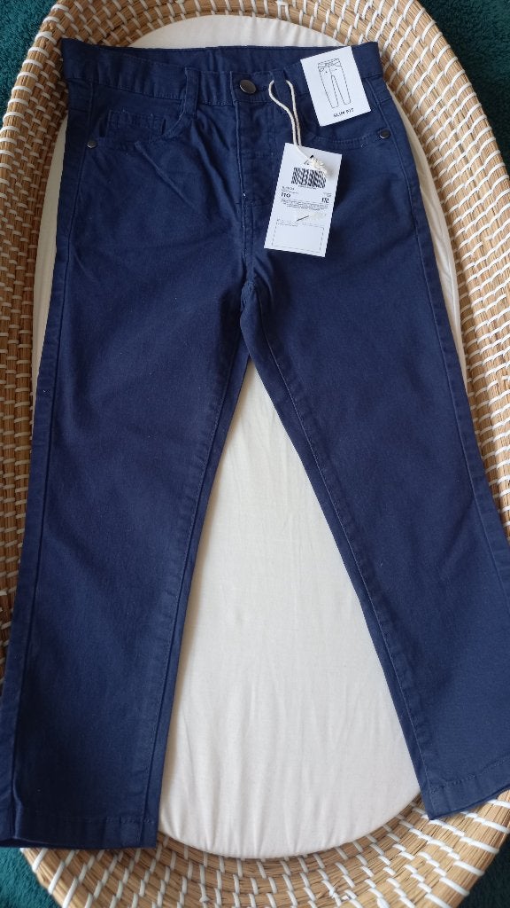 Broek maat 110 Max&Mia, Kinderen en Baby's, Ophalen of Verzenden, Nieuw, Jongen, Broek
