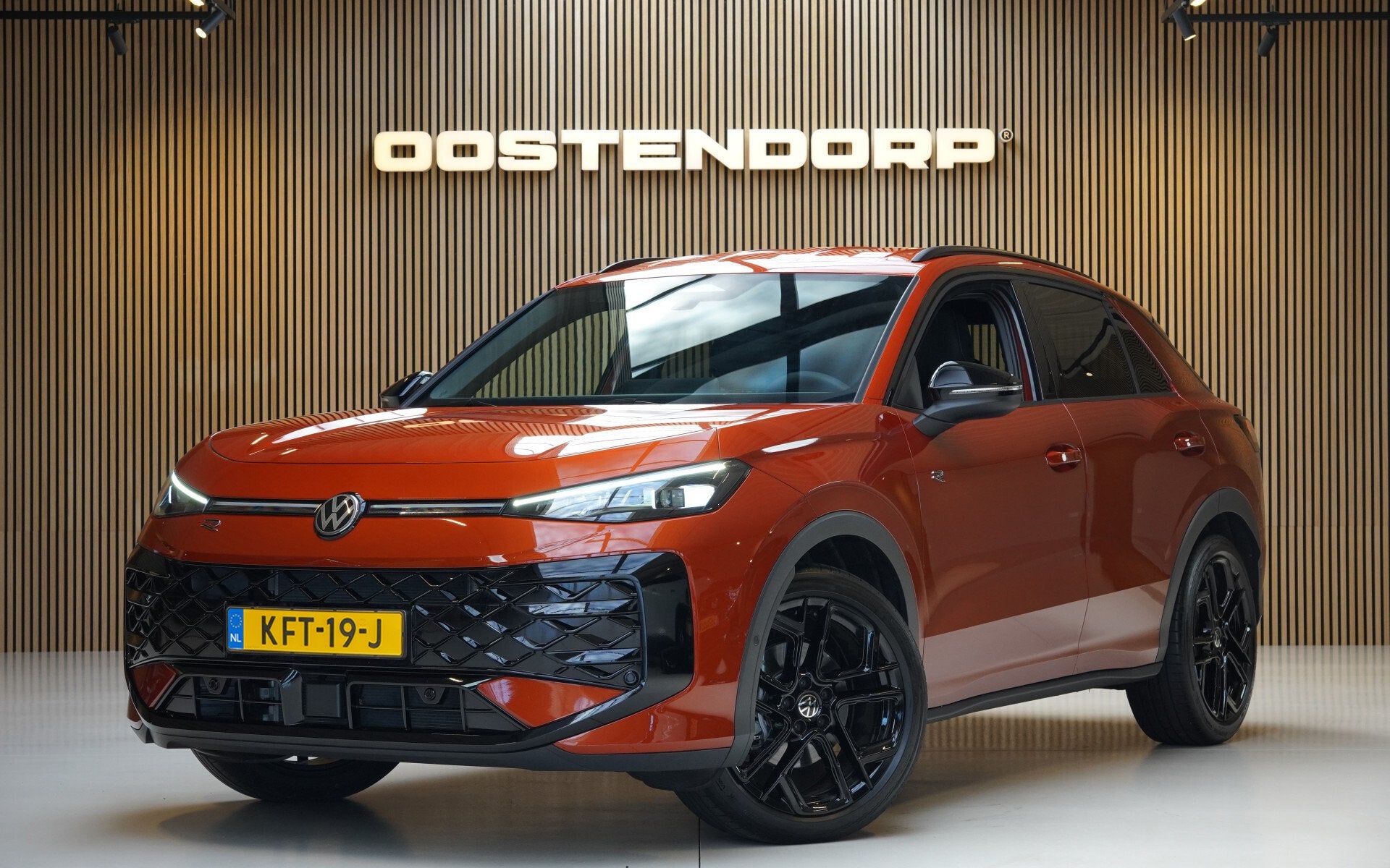 Volkswagen T-Roc 1.5eTsi/150pk DSG R-Line Blackstyle|2026|Tr, 1374 kg, Zwart, 4 cilinders, 150 pk