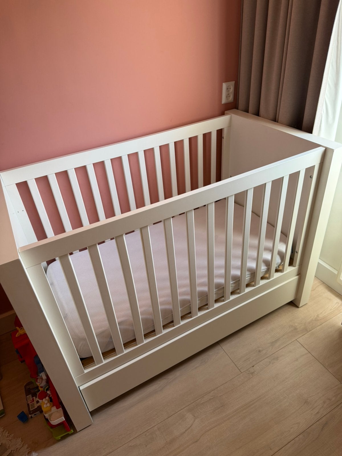 Foto 4 van Kidsmill Bright Diamond ledikant 120x60 + matras & Aerosleep