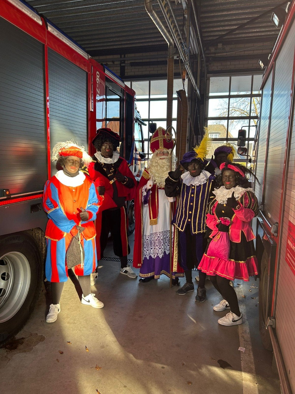 Bezoek Sint en Pieten. (Thuis/Bedrijf/Sport), Diversen, Ophalen of Verzenden