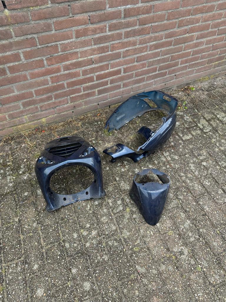 Piaggio Zip Kappenset - Blauw, Ophalen