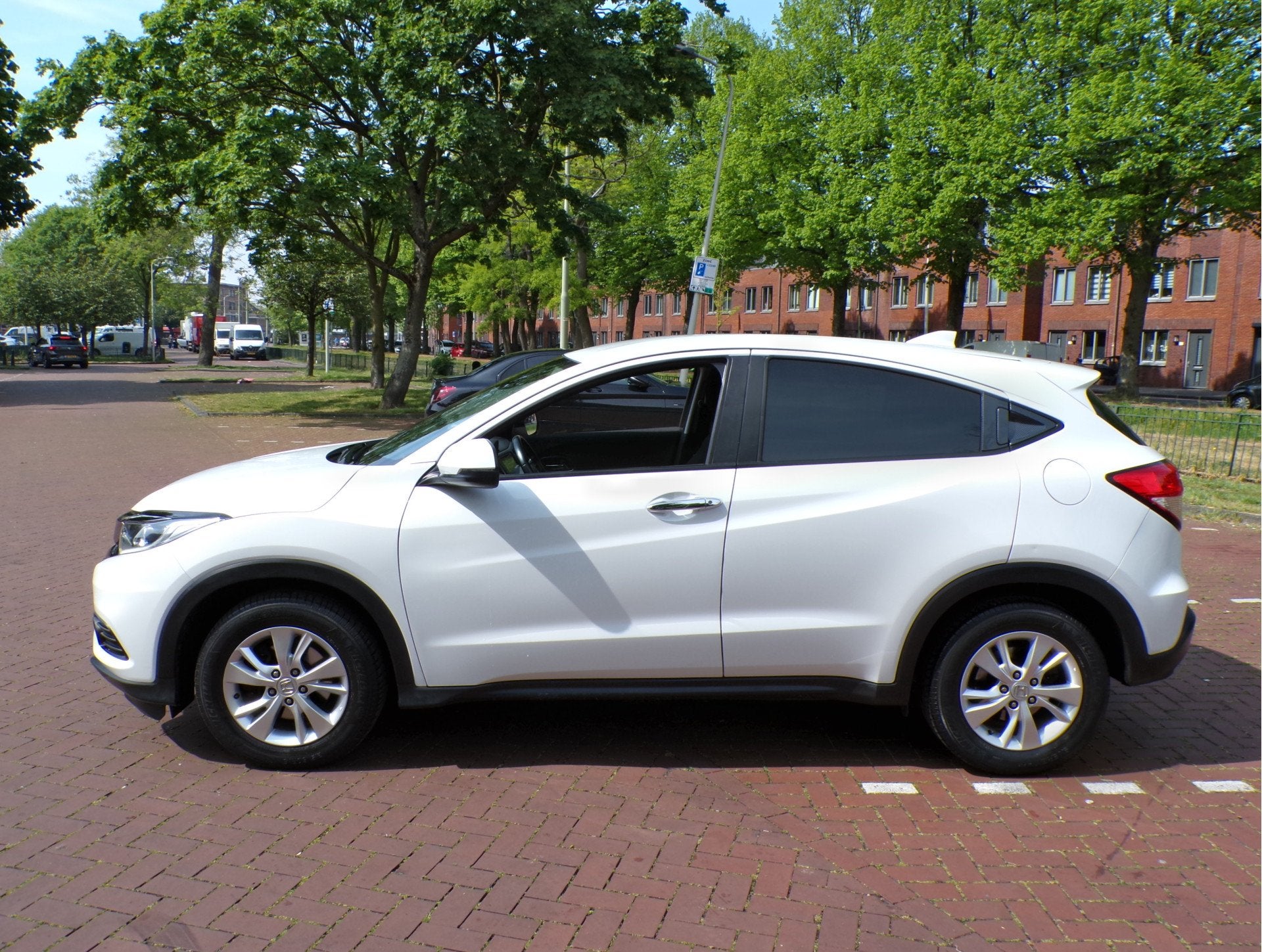 Honda HR-V 1.5 i-VTEC Elegance AUTOMAAT ORG KM NAP AANTOONBA, Euro 6, Wit, Origineel Nederlands, Bedrijf