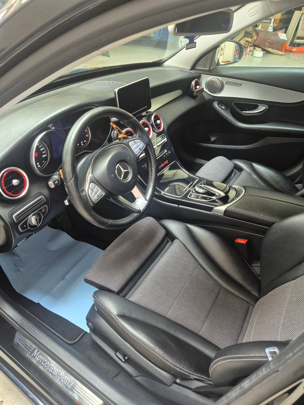 Mercedes-Benz C-Klasse C180 1.6 115KW Aut7 2016 Zwart, Auto's, Automaat, 1800 kg, Zwart, 1595 cc