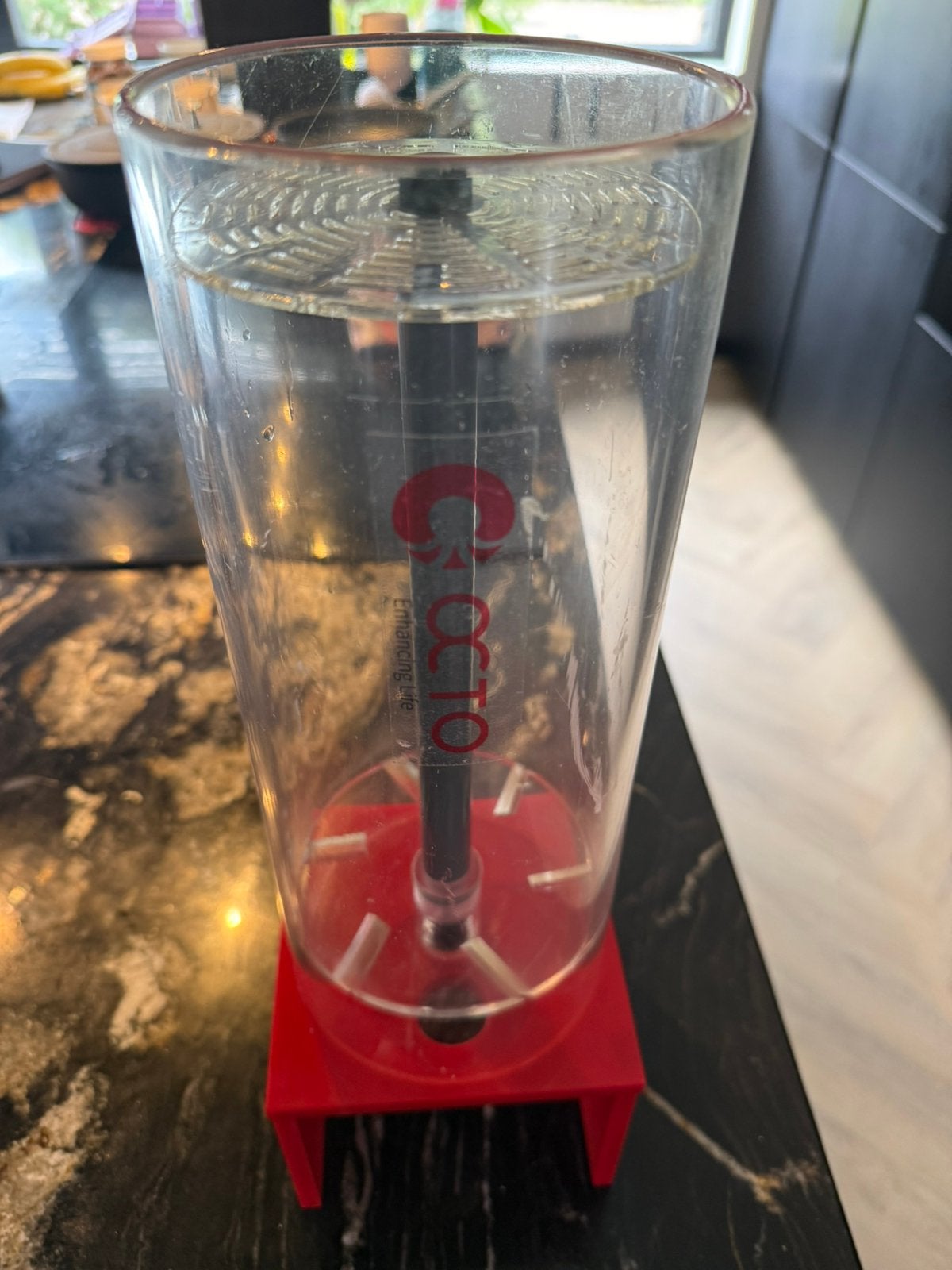 Reef Octopus OCTO BioReact 120 biopellet reactor incl. pomp, Ophalen of Verzenden, Zo goed als nieuw