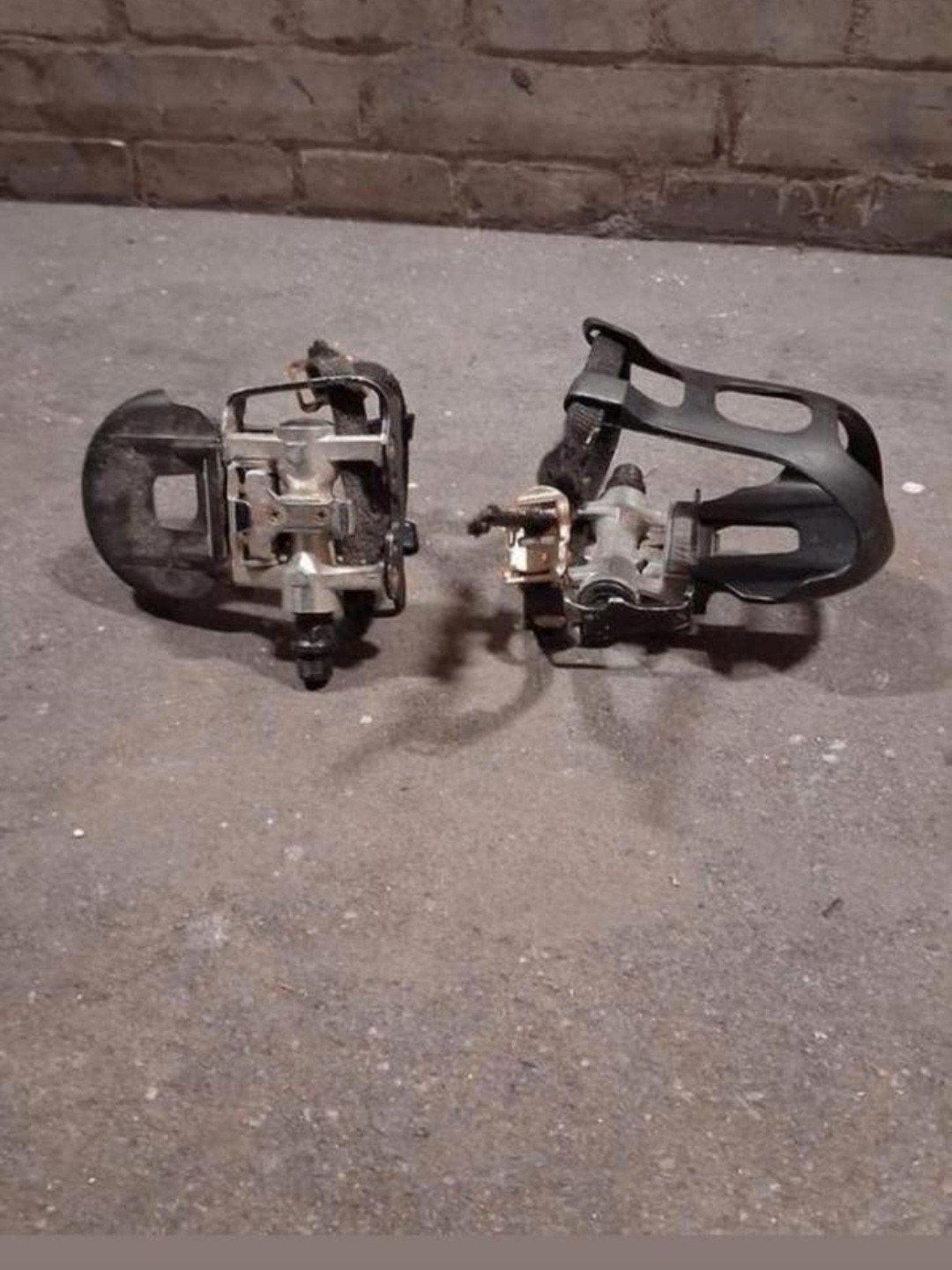 Te koop, 2×hometrainer cycling pedaal., Ophalen