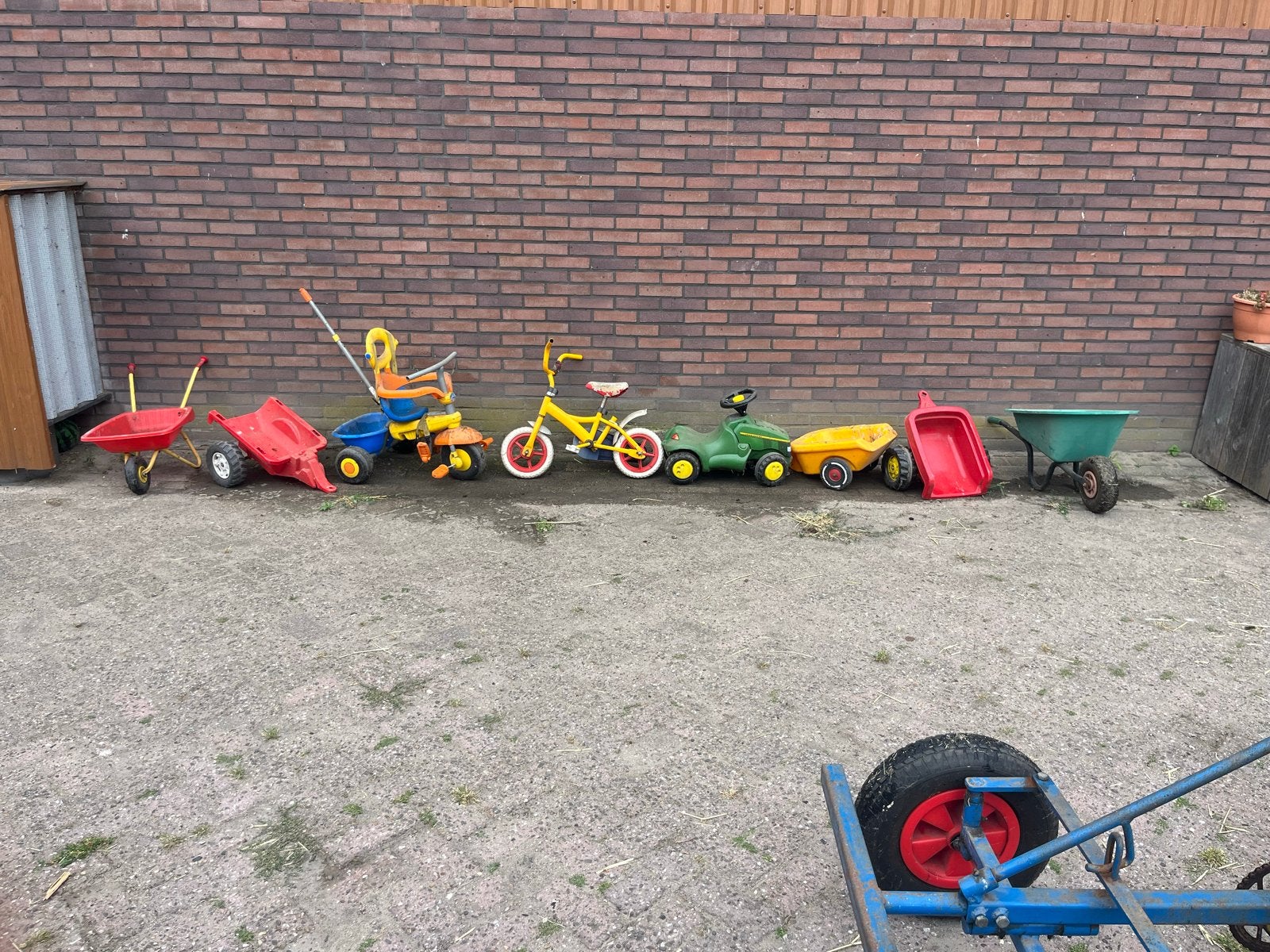 Diverse kinder speelvoertuigen en kruiwagens, Ophalen, Gebruikt, Overige typen