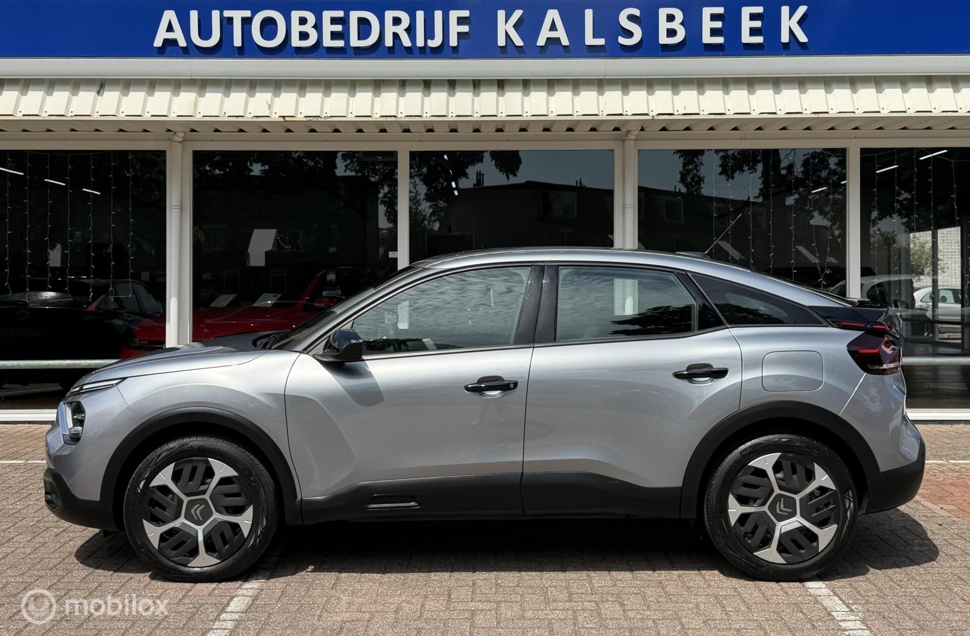Citroen C4 1.2 PureTech Feel|Automaat|Carplay|Camera|Stoelve, Auto's, Citroën, Gebruikt, Euro 6, 1199 cc, Start-stop-systeem