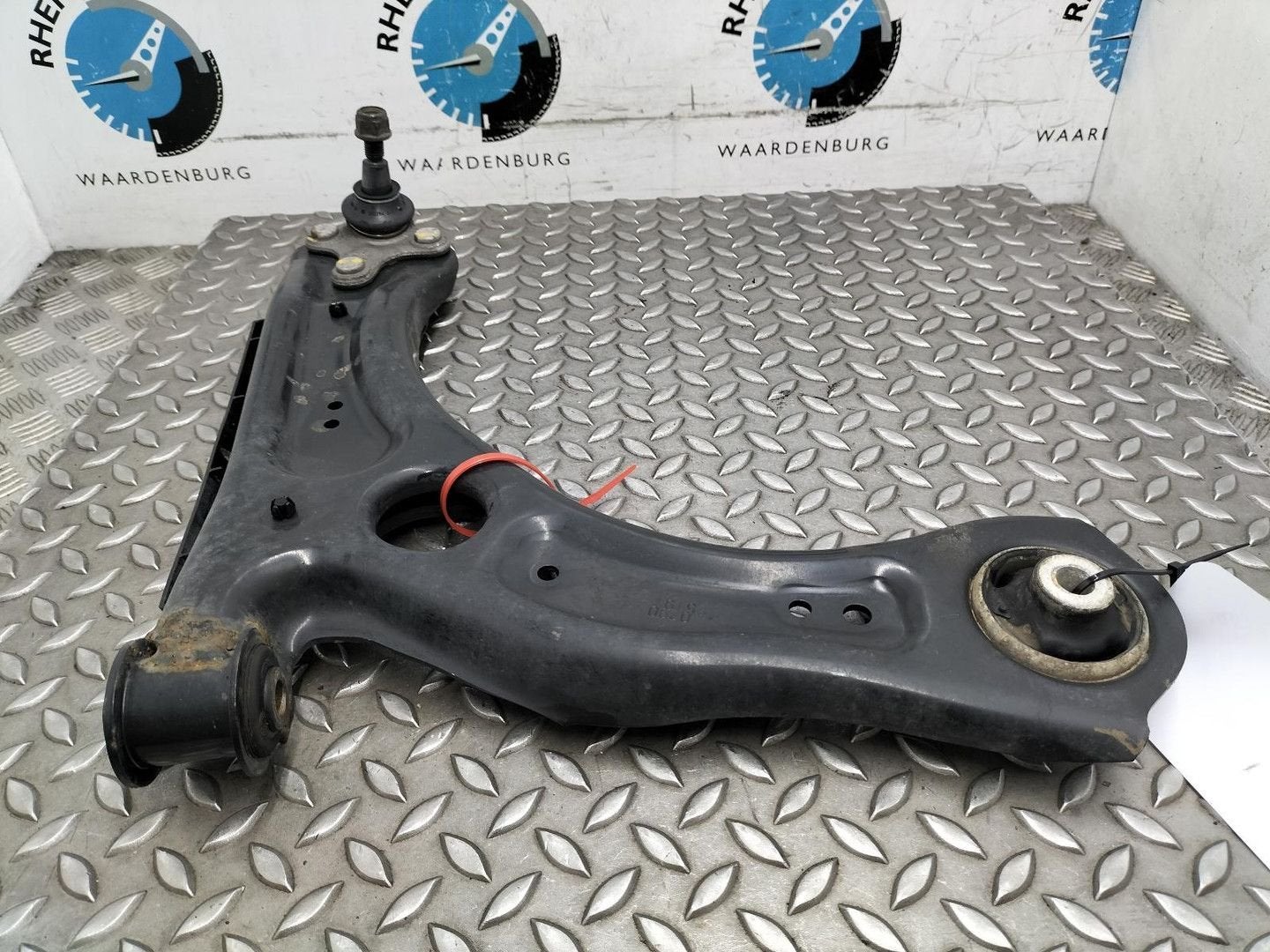 VOLKSWAGEN POLO AW1 1.0  MPI Comfortline  DRAAGARM ONDER RV, Auto-onderdelen, Ophalen of Verzenden, Gebruikt, Stiba lid