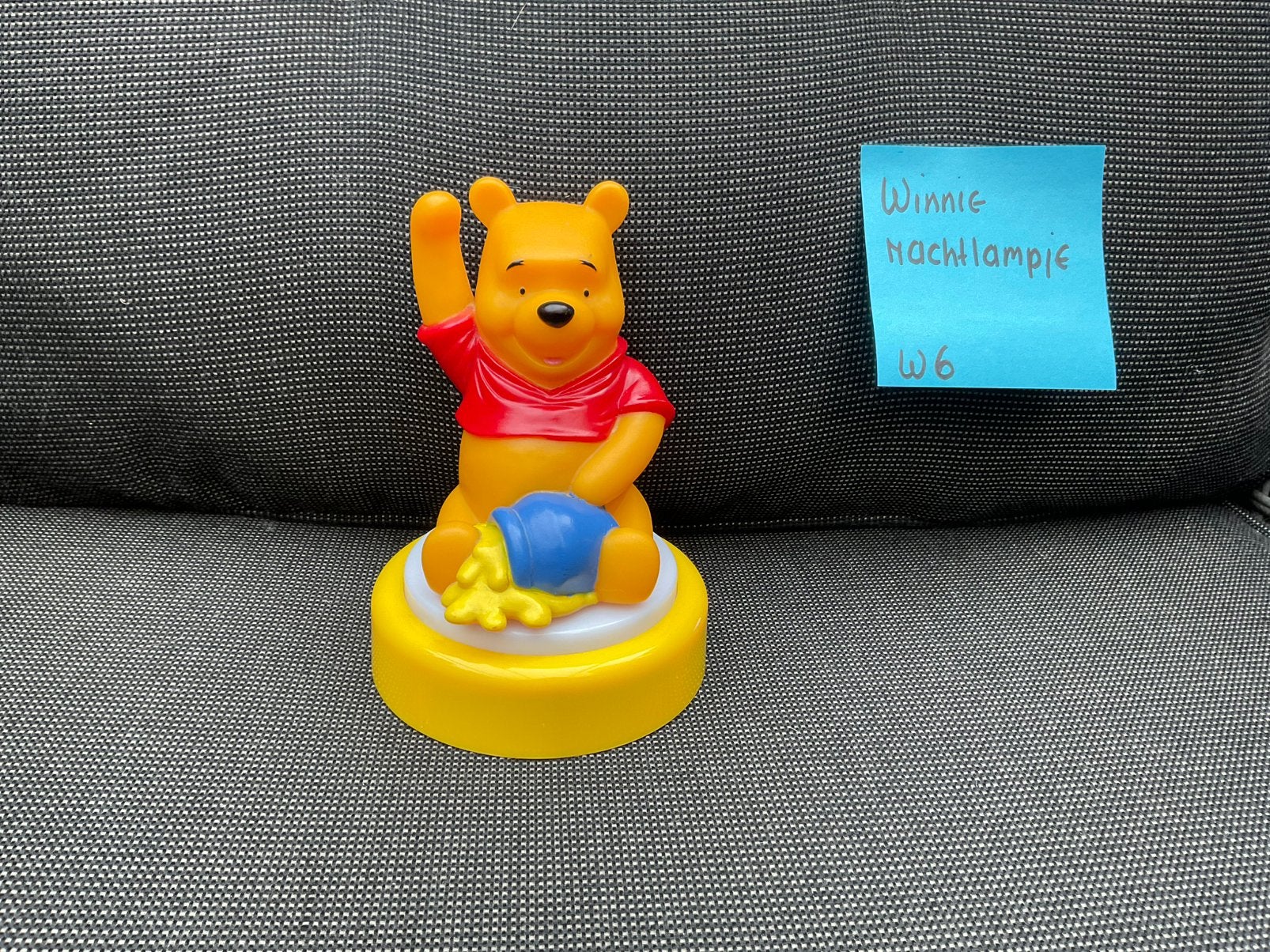 Zgan, niet kapot, en werkend Disney Winnie the Pooh lampje, Ophalen, Winnie de Poeh of vrienden, Zo goed als nieuw, Beeldje of Figuurtje