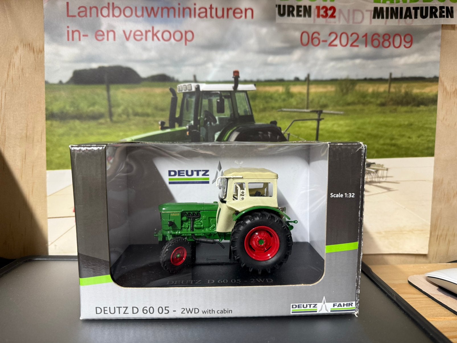 Deutz D6005 2wd met Fritzmeier cabine., Ophalen of Verzenden, Zo goed als nieuw, Tractor of Landbouw, Universal Hobbies