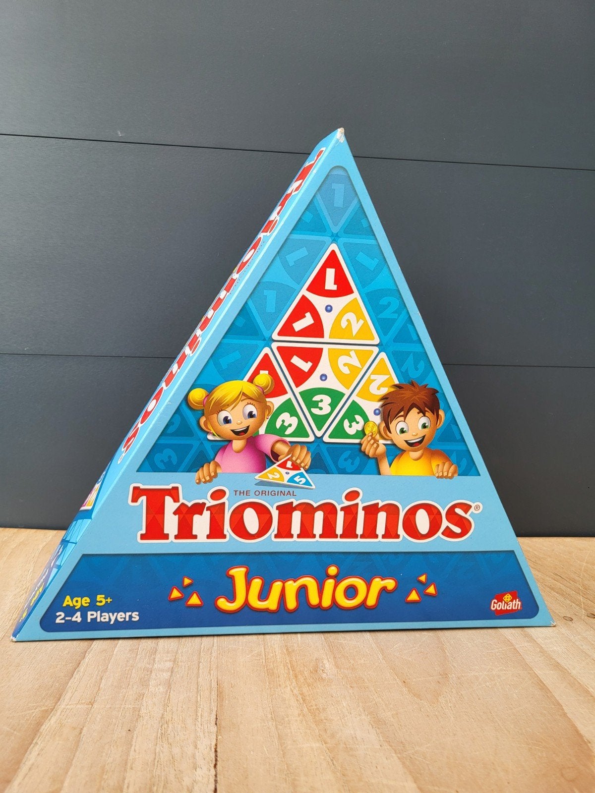 Triominos Junior - Zo goed als nieuw, Drie of vier spelers, Ophalen of Verzenden, Zo goed als nieuw, Goliath