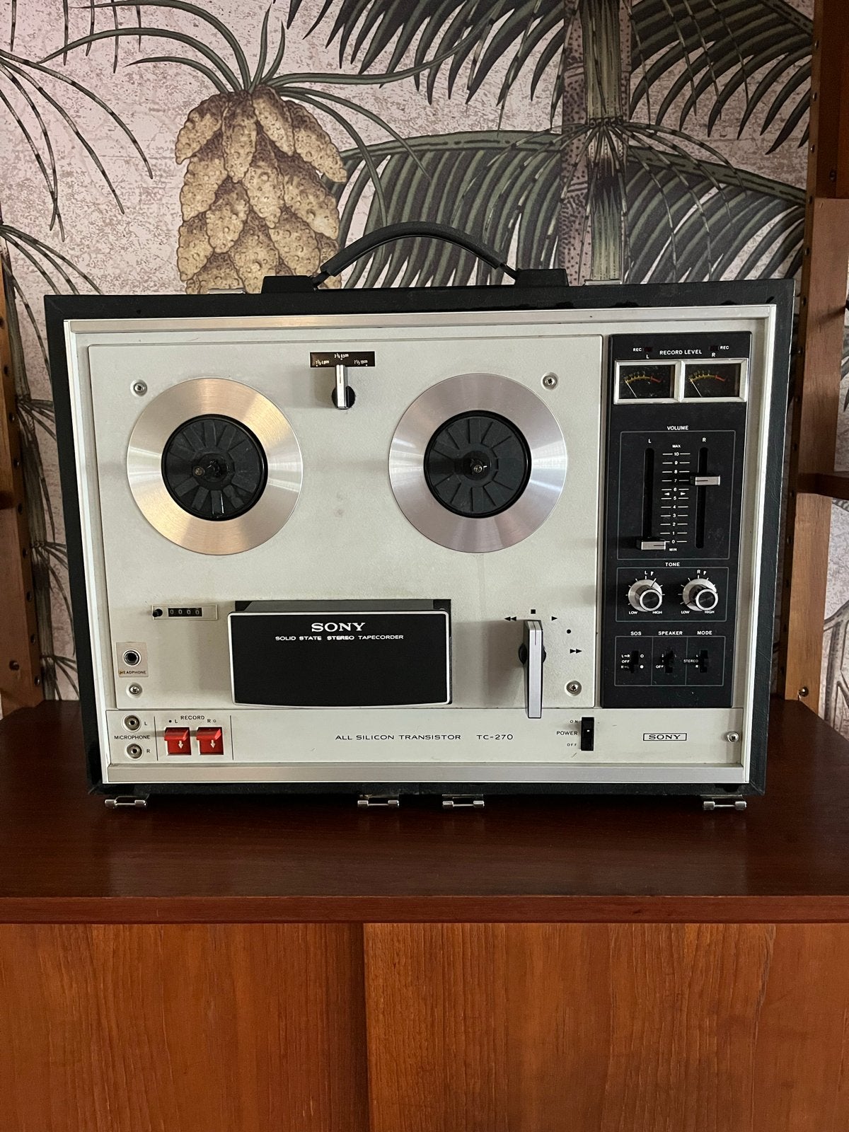 Nieuwe Sony TC-270 Bandrecorder met speakers, Ophalen of Verzenden, Bandrecorder