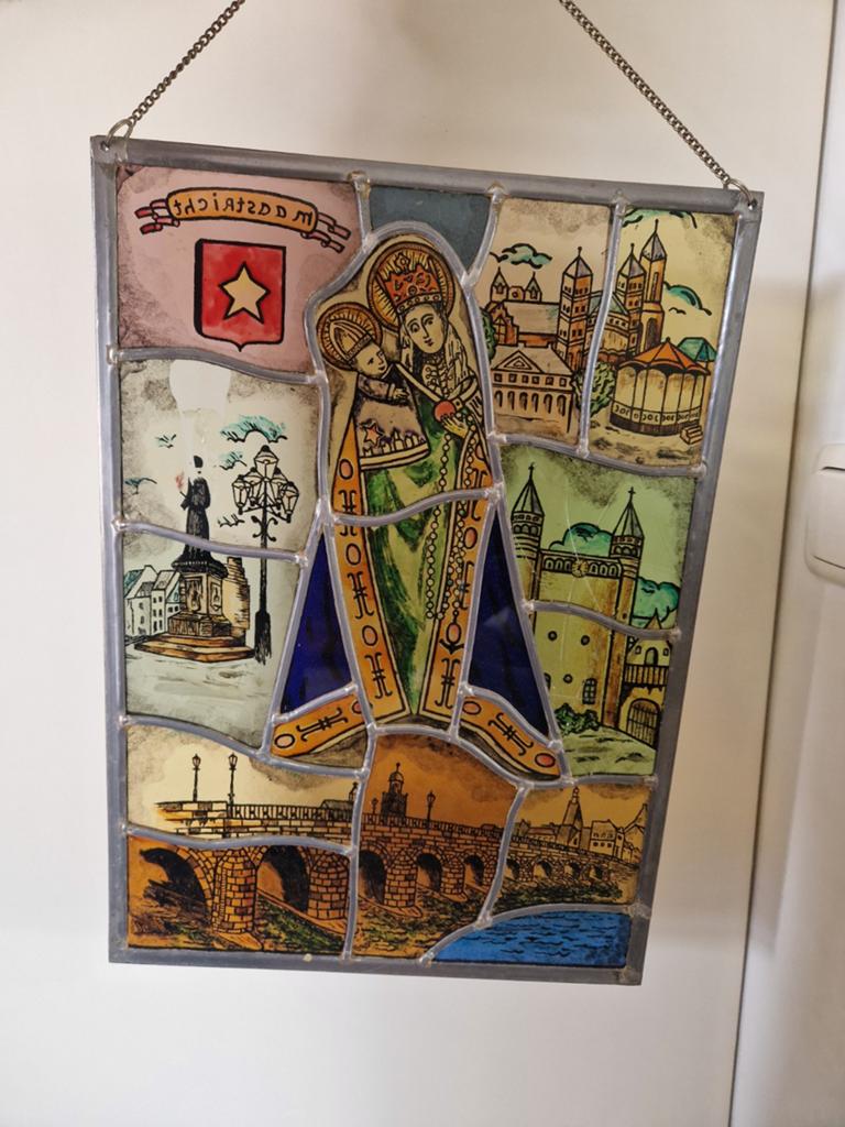 Mestreech glas in lood, Ophalen