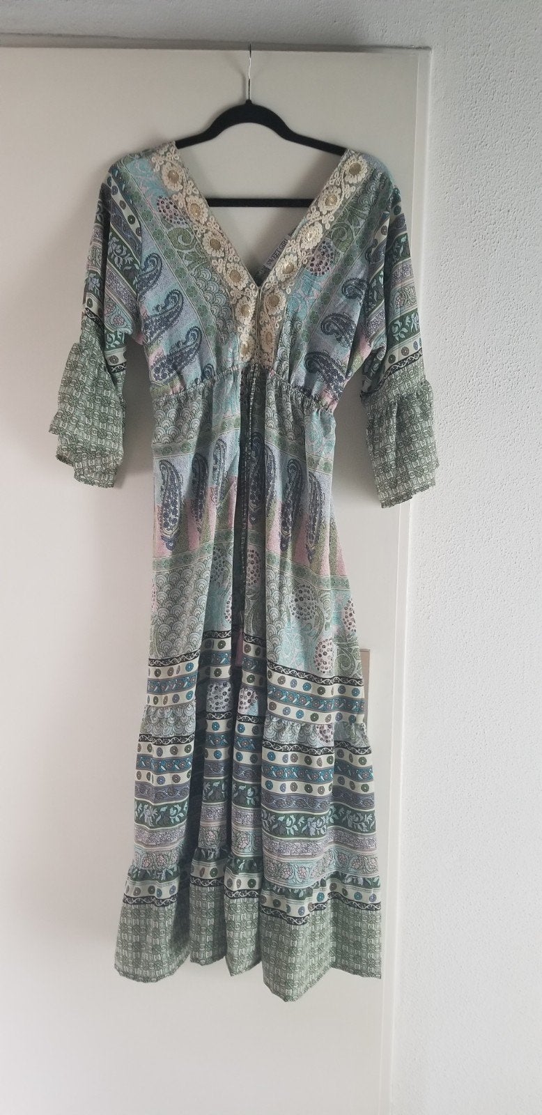 Ibiza boho jurk lange mouw  mt m, Ophalen of Verzenden, Zo goed als nieuw, Maat 38/40 (M), Onder de knie