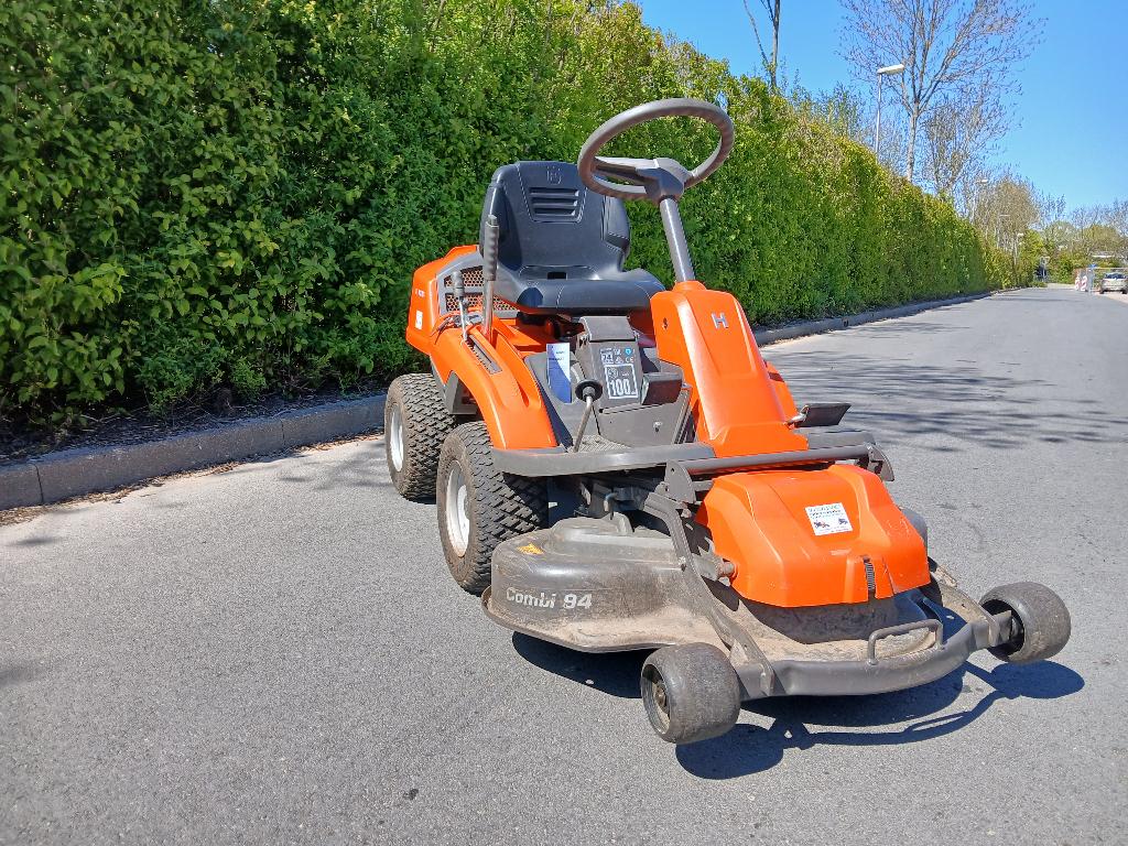 nette gebruikte husqvarna rider 213c, Tuin en Terras, Grasmaaiers, Ophalen, Cirkelmaaier, Gebruikt, Mulchfunctie