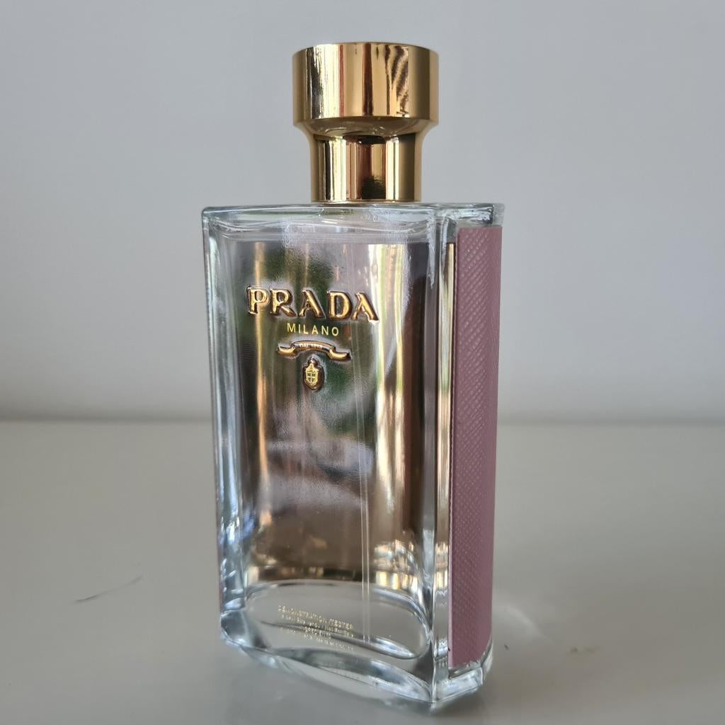 100 ml prada la femme l'eau eau de toilette prada edt 100 ml, Sieraden, Tassen en Uiterlijk, Uiterlijk | Parfum, Ophalen of Verzenden