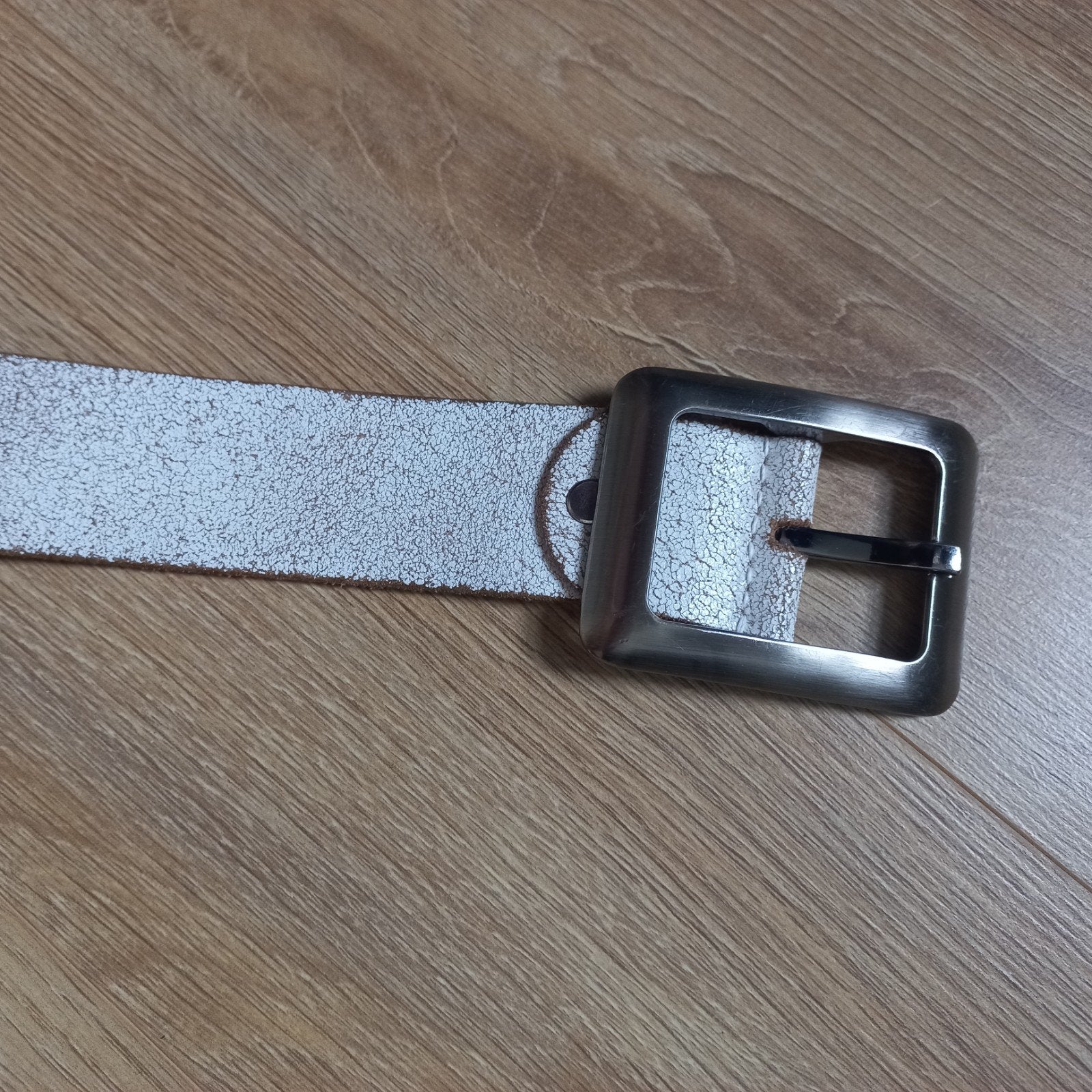 wit leren riem, 115 cm, Kleding | Dames, Riemen en Ceinturen, Heupriem, Ophalen of Verzenden, Onbekend, Gedragen