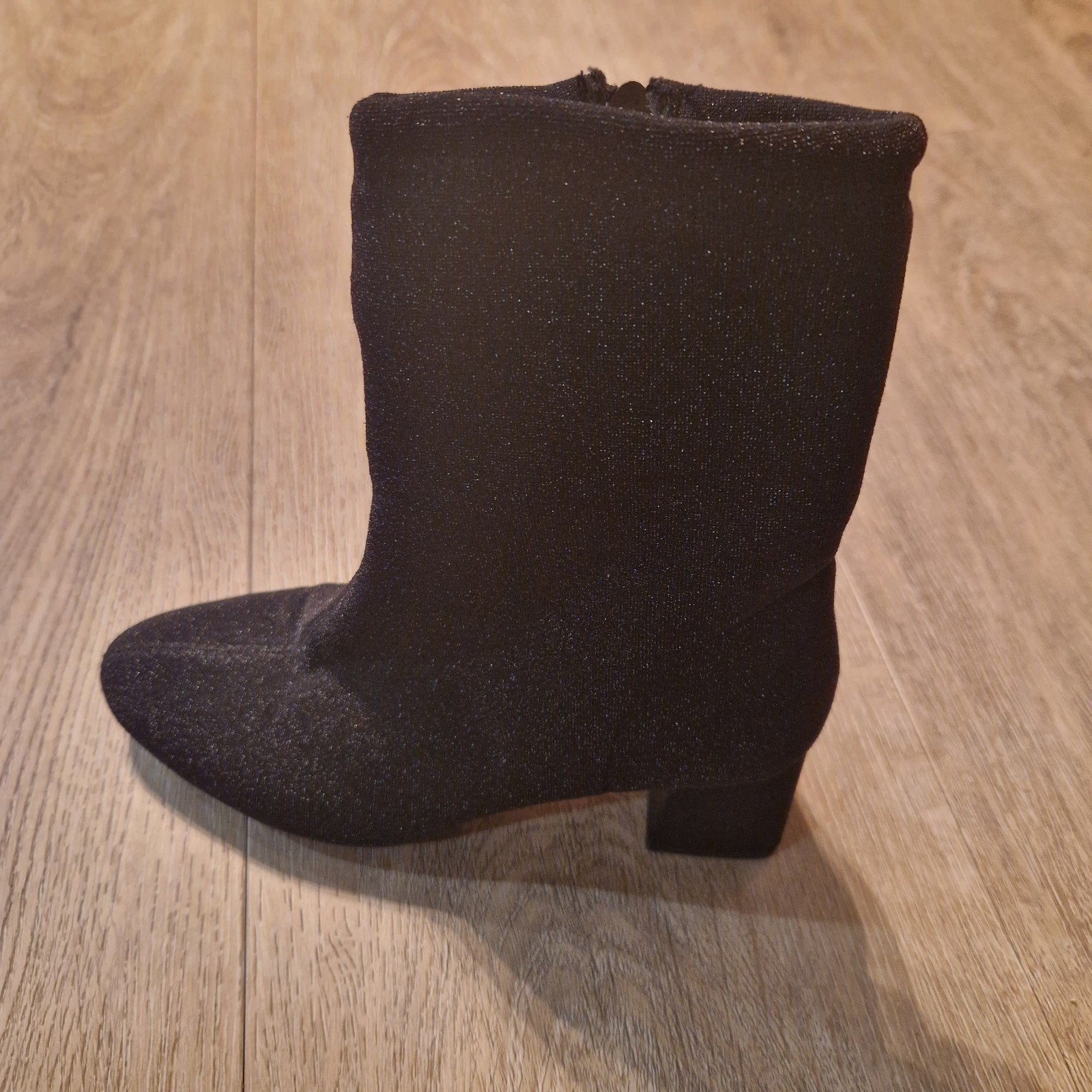 Zwarte glitter enkellaarsjes, maat 38, Zwart, Lage of Enkellaarzen, Ophalen of Verzenden, Zo goed als nieuw