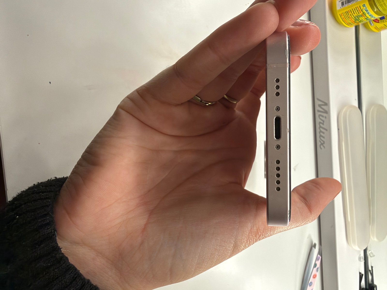Foto 4 van iPhone 13 - Roze - Zeer nette staat, krasvrij